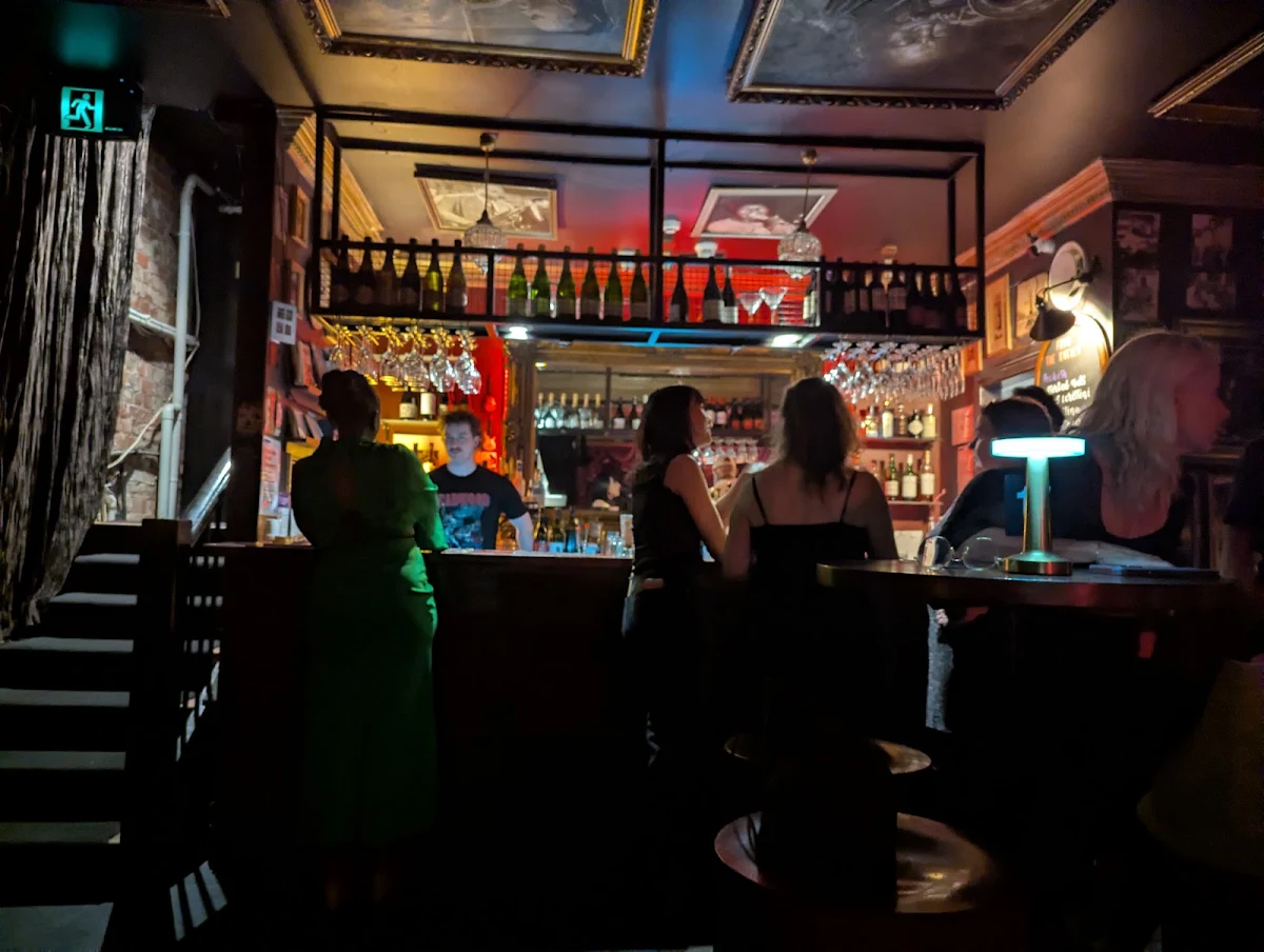 Vibe, Paris Cat Jazz Club