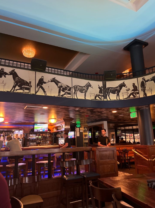 Vibe, La Cabra Mexican Carnegie