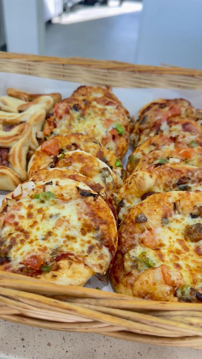 Food & drink, Senioras Lebanese Bakery