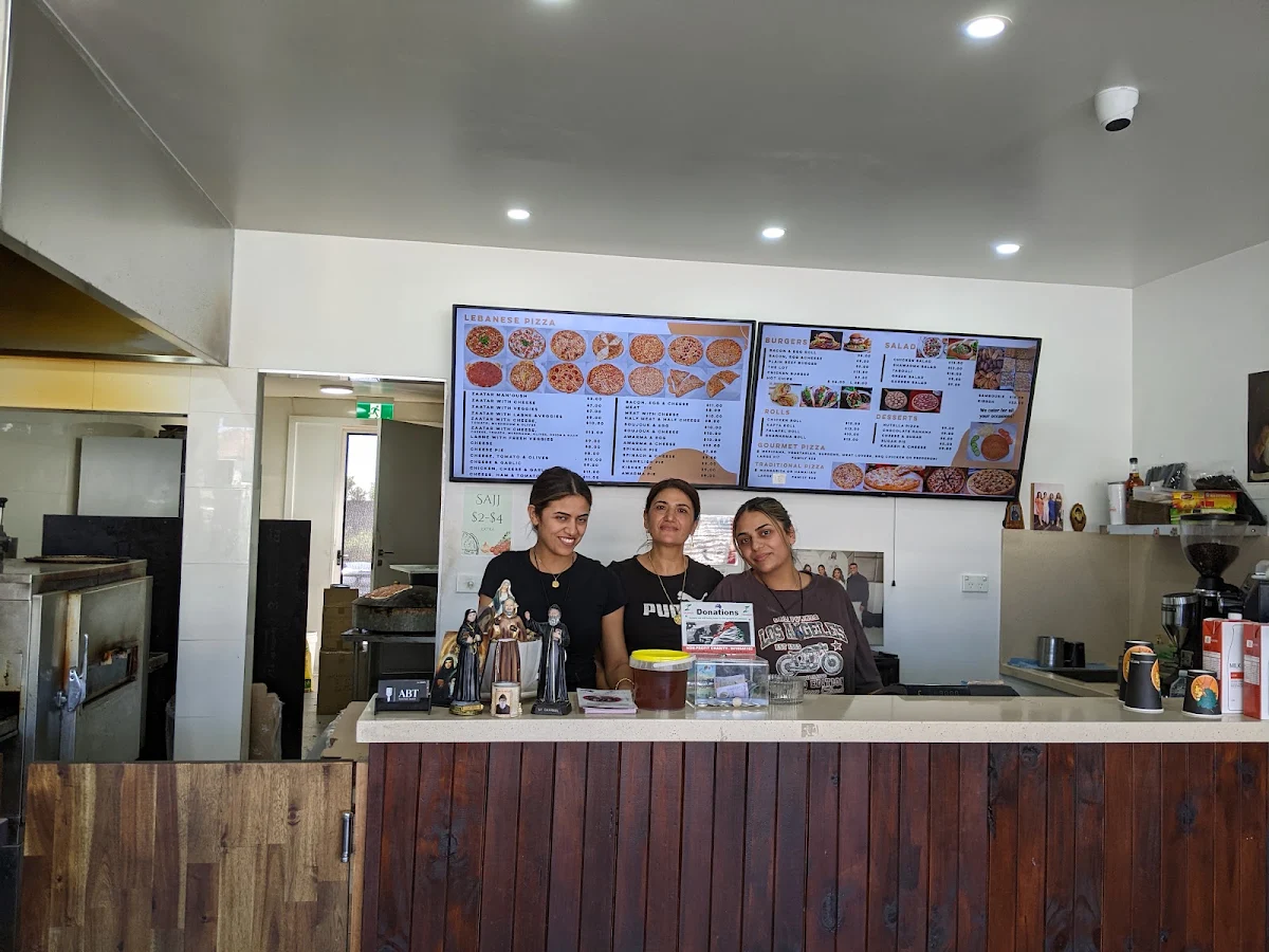 Menu, Senioras Lebanese Bakery
