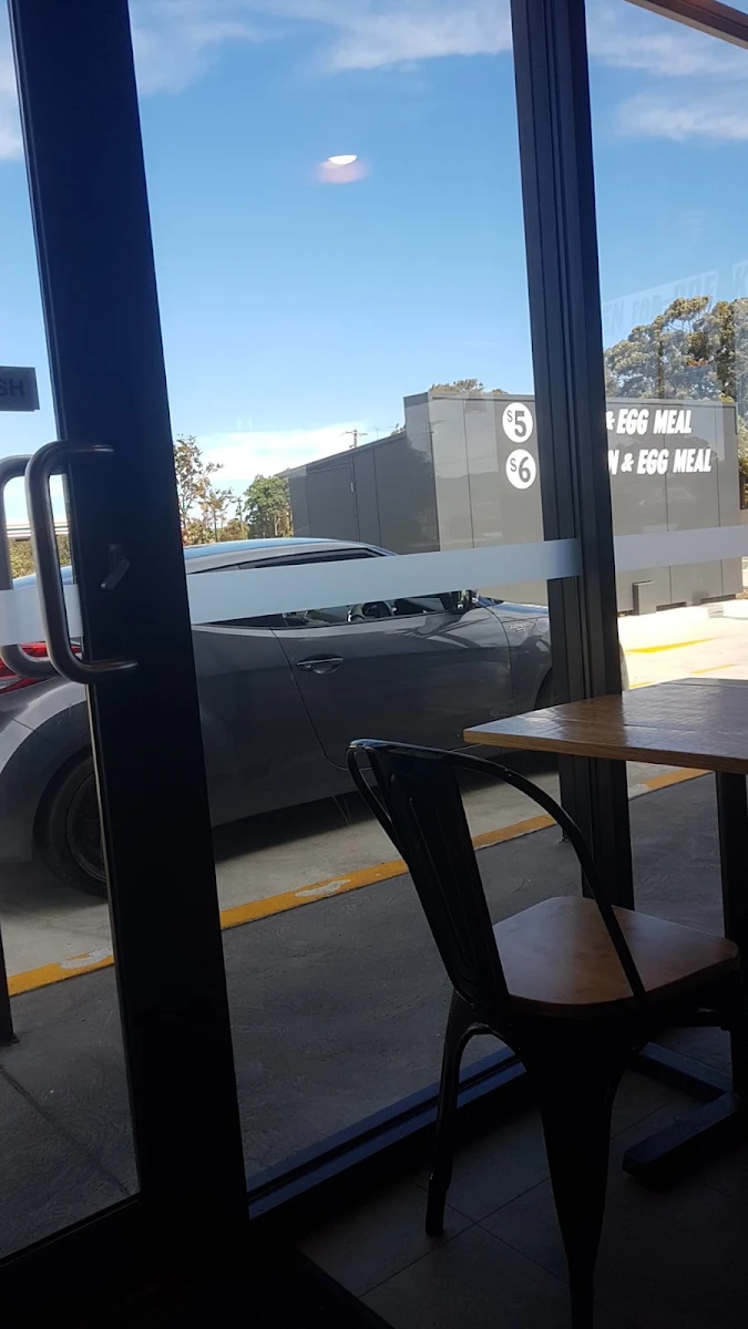 Vibe, Oporto Albion Park Drive Thru