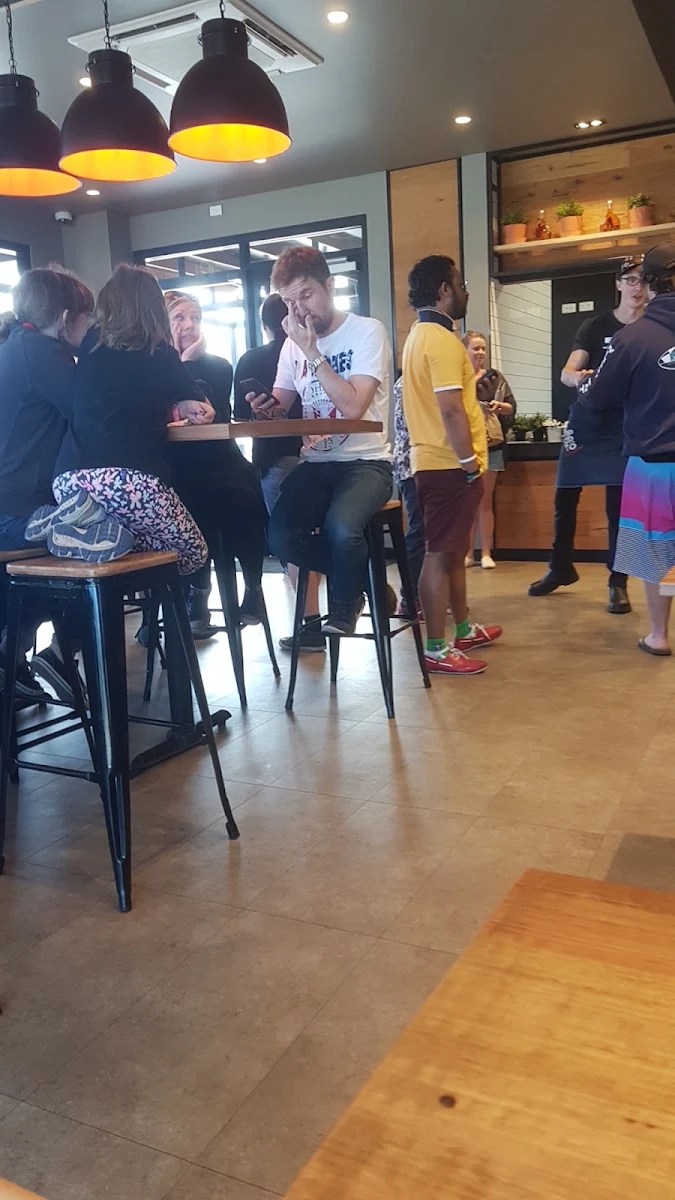 Vibe, Oporto Albion Park Drive Thru