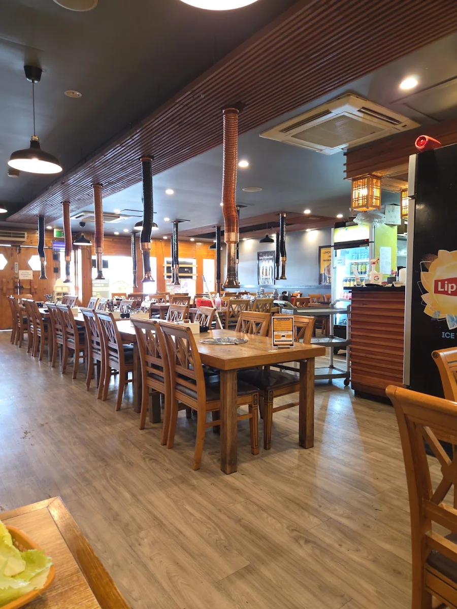 Vibe, Non La Saigon