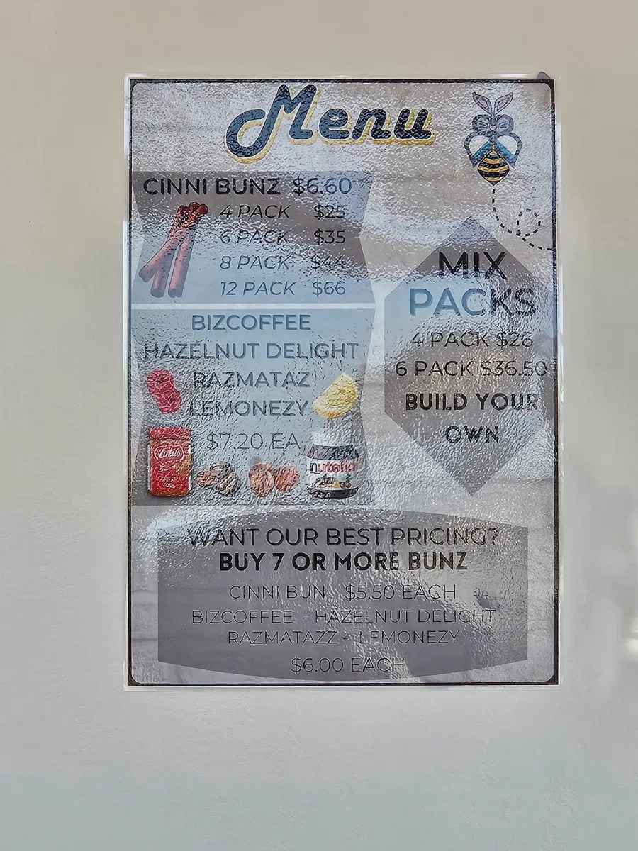 Menu, Bunni Beez