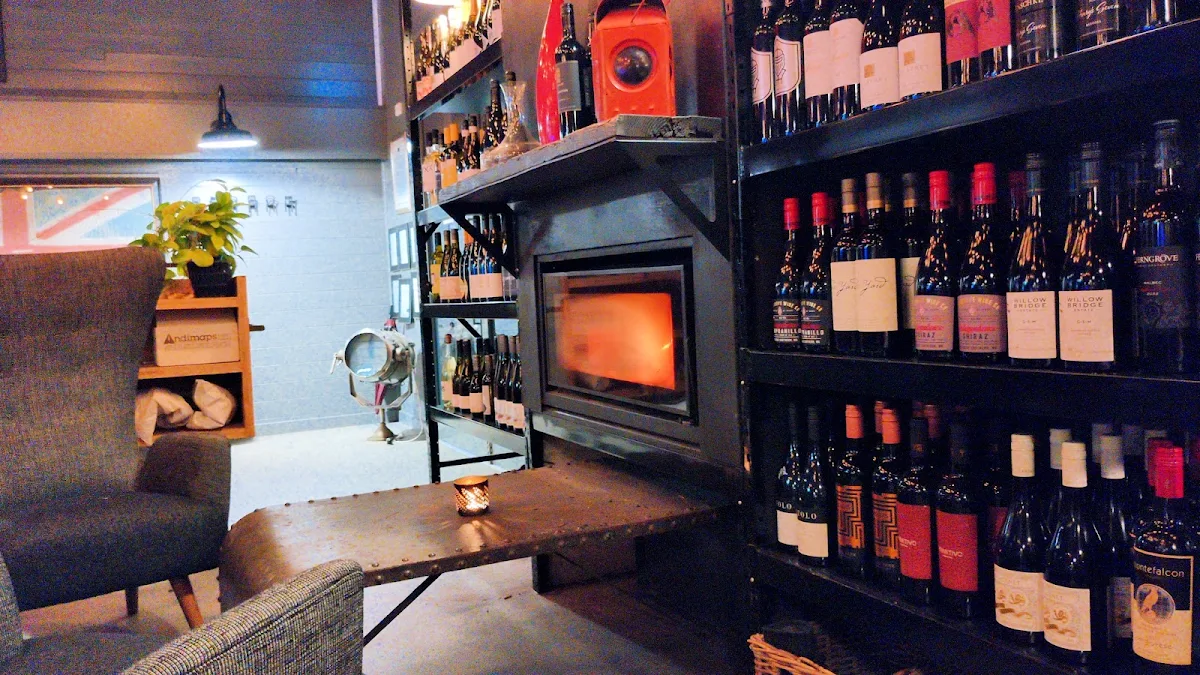 Vibe, Garrison Restaurant & Bar