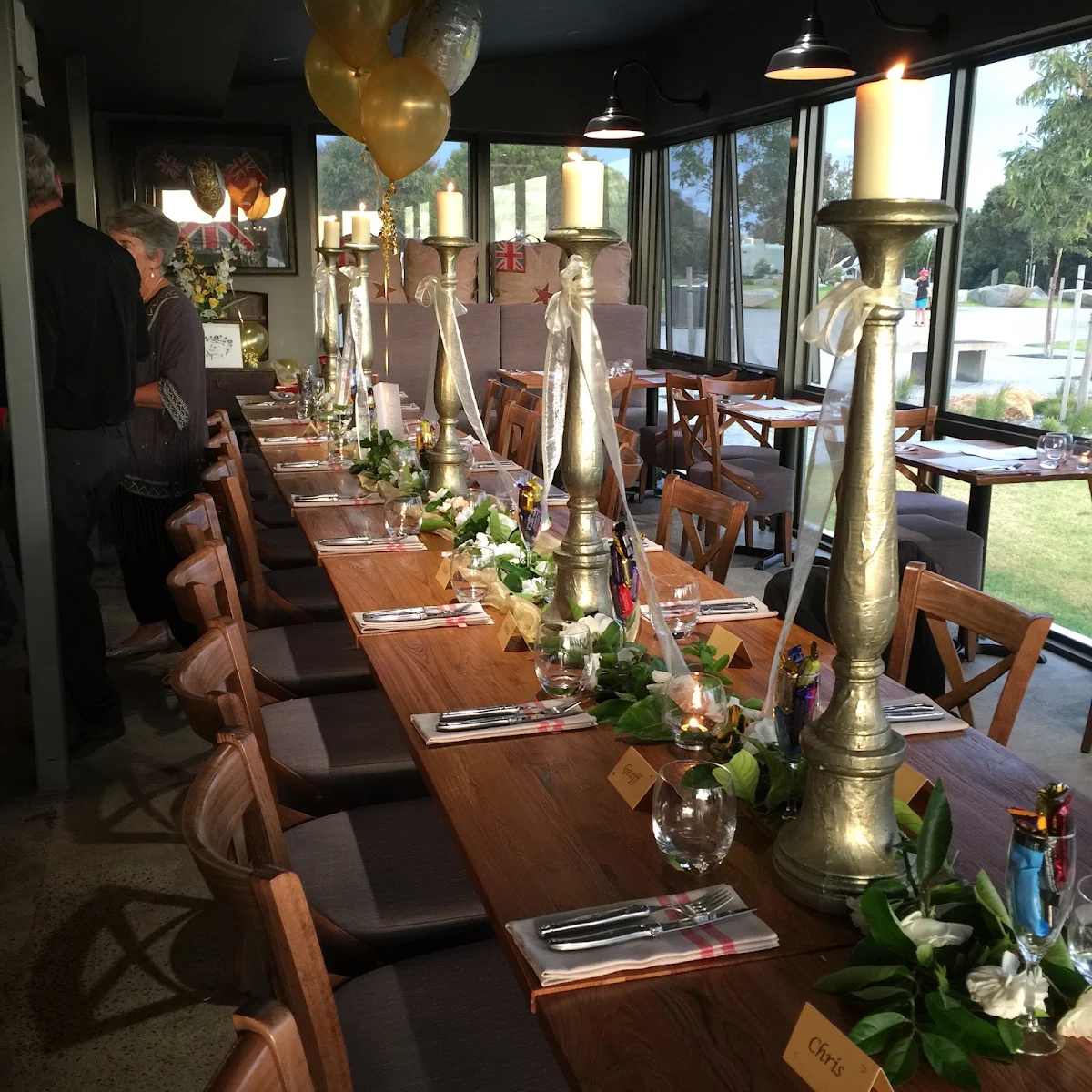 Vibe, Garrison Restaurant & Bar