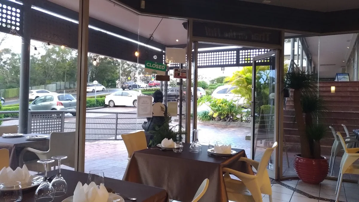 Vibe, Thai on the Hill Robina