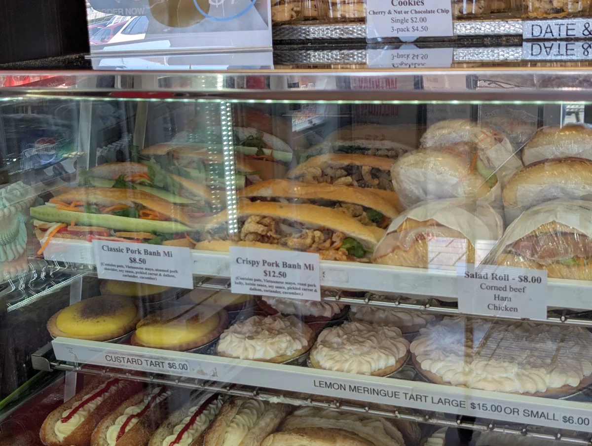 Vibe, Camp Oven Bakery