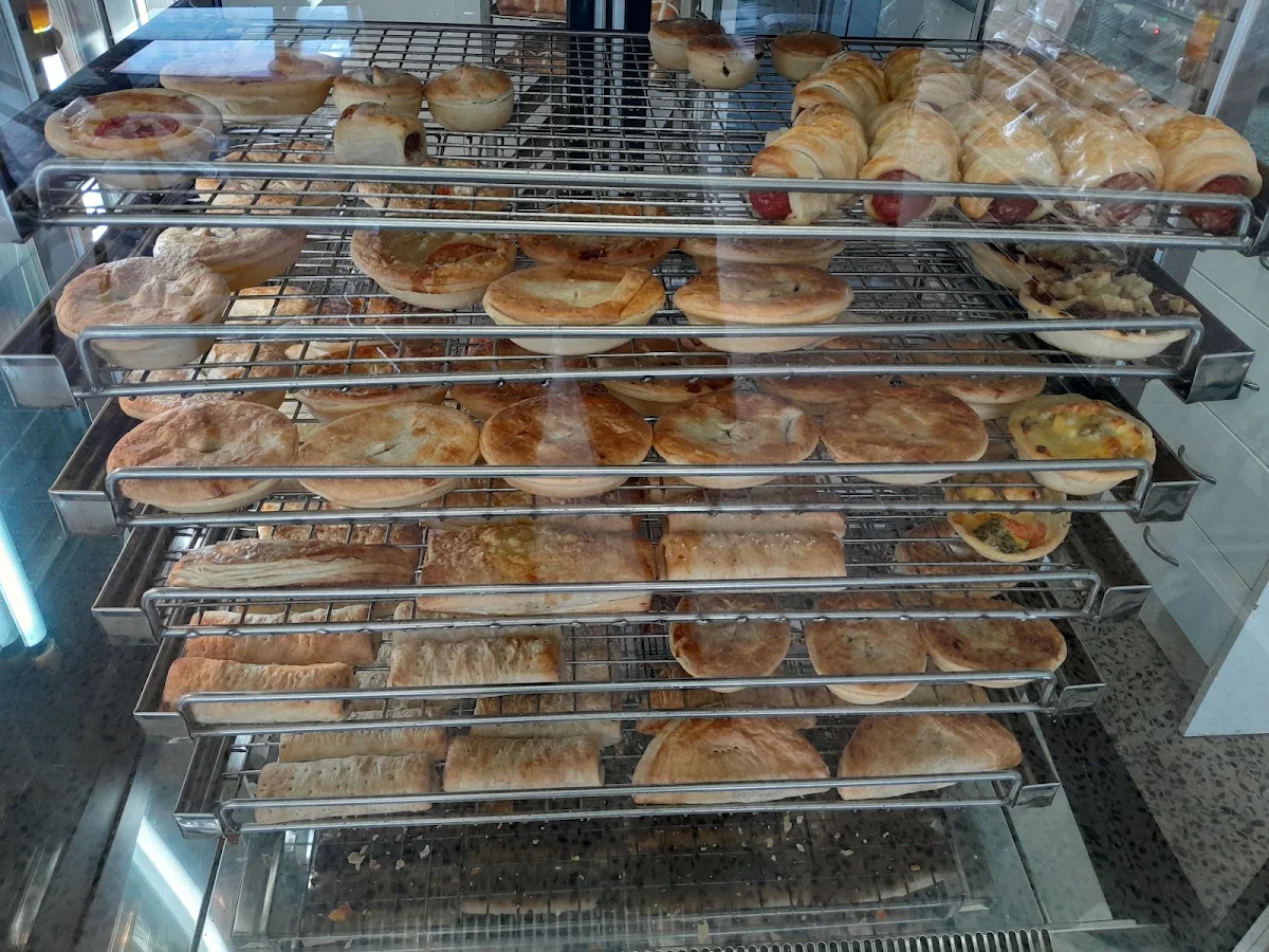 Vibe, Windara Bakery