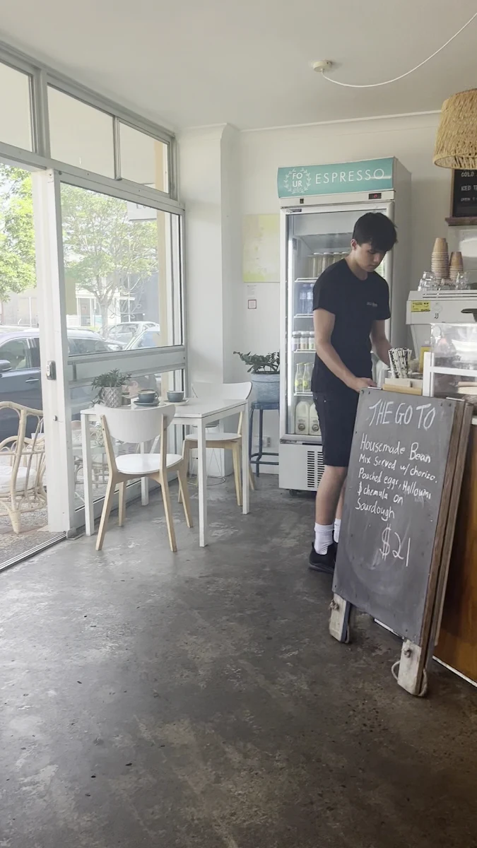 Vibe, Four Espresso