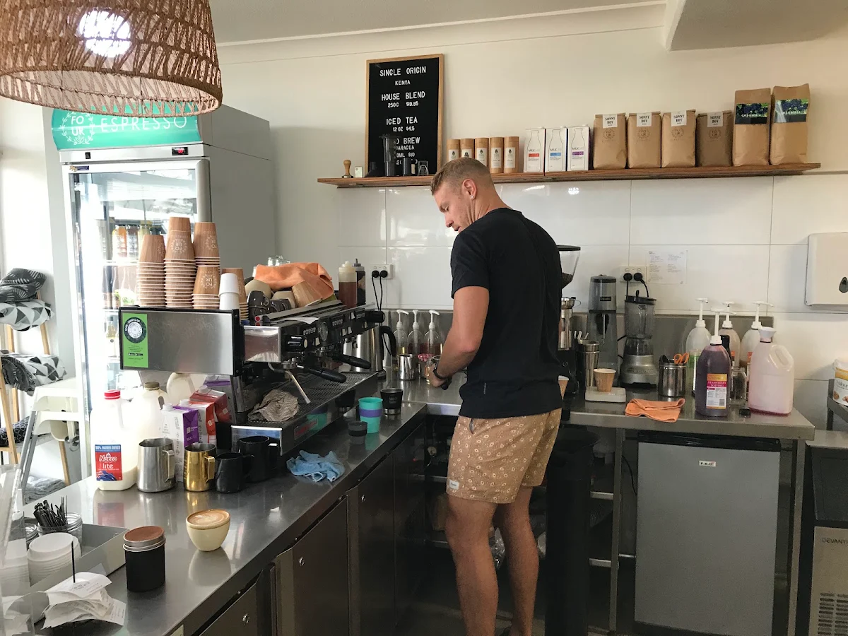 Vibe, Four Espresso