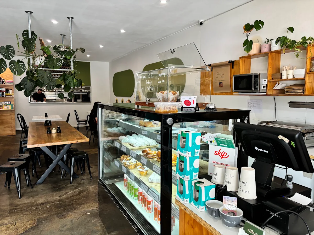 Vibe, Village Coffee