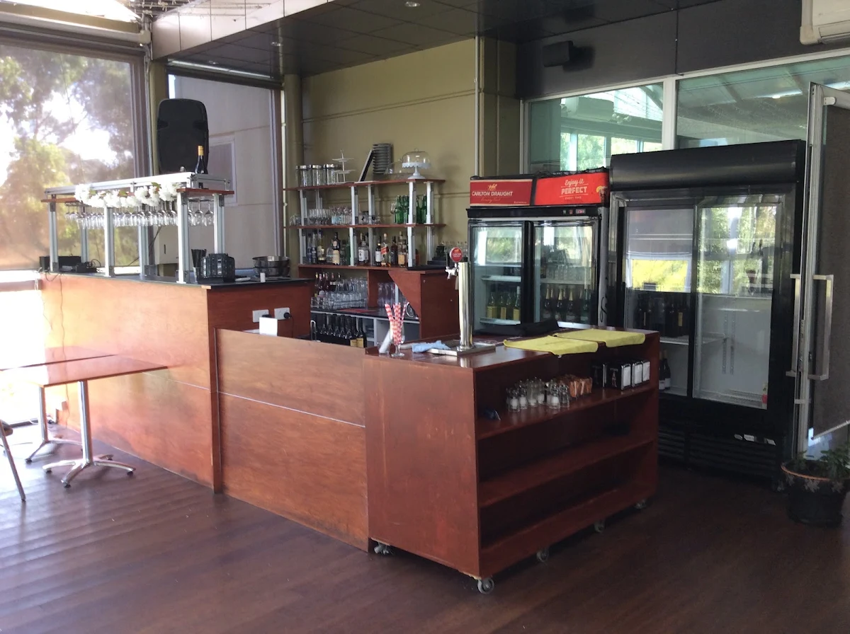 Vibe, Tosaria Restaurant