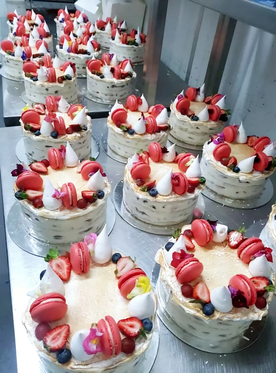 Food & drink, Building Bridges Patisserie Cafe