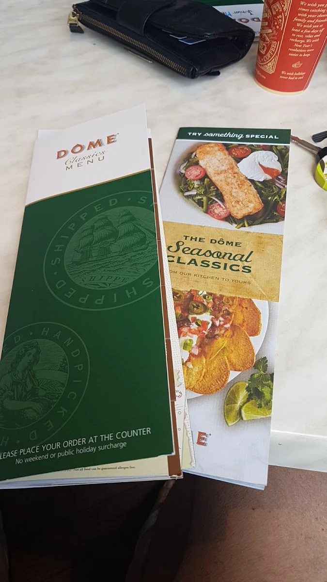 Menu, Dôme Café - Waikiki