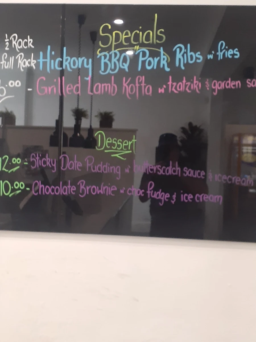 Menu, Tates Hotel Windsor