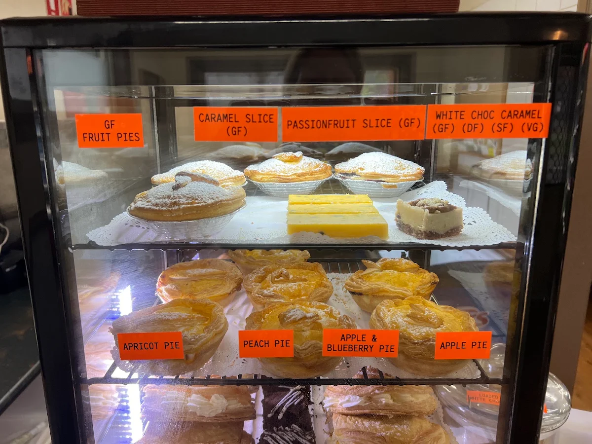 Vibe, Ridgey Didge Pies