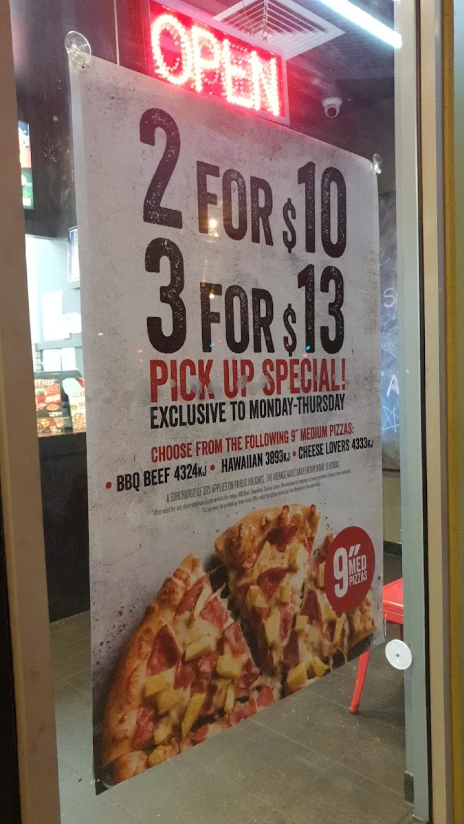 Menu, Pizza Hut Warwick