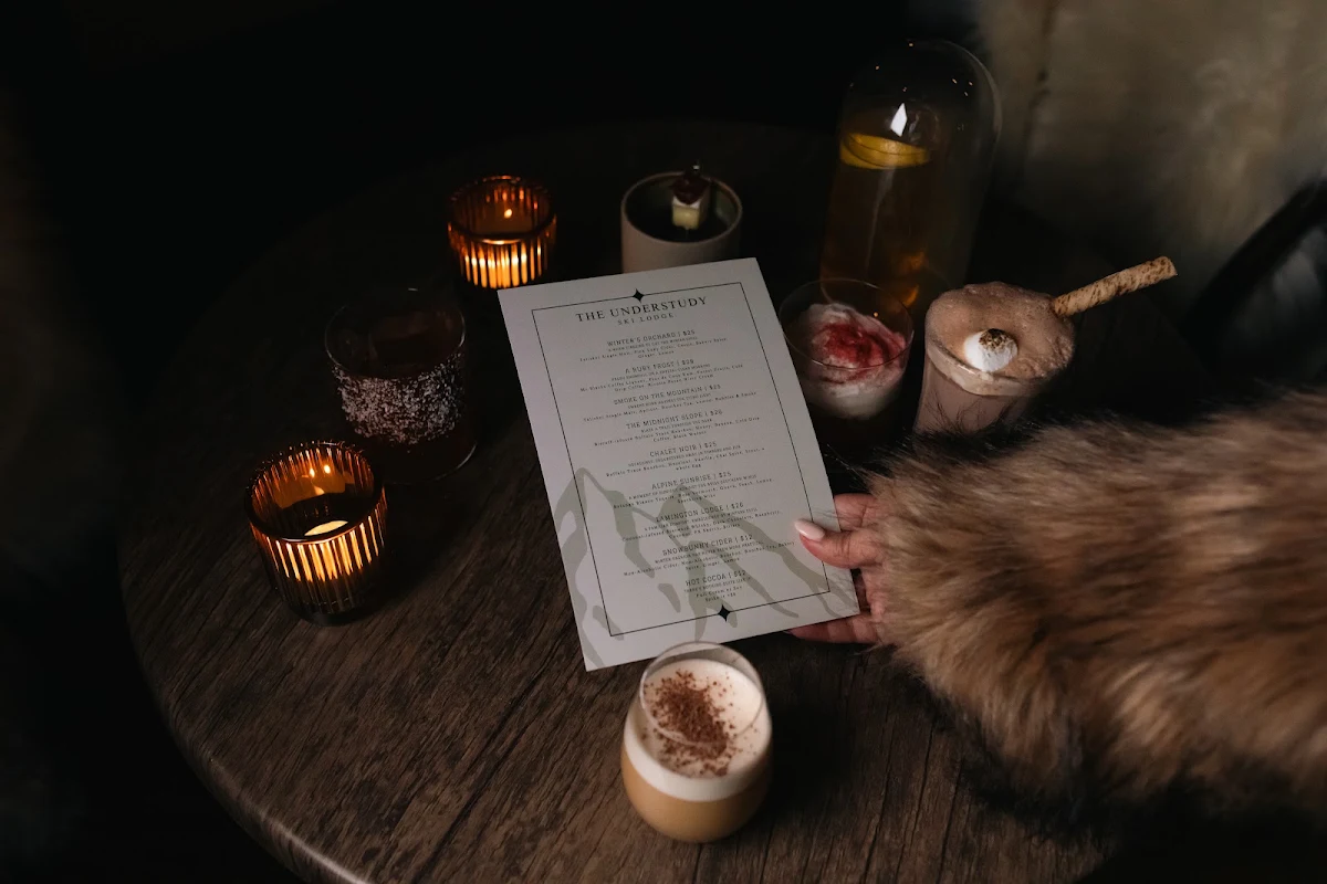 Menu, The Understudy