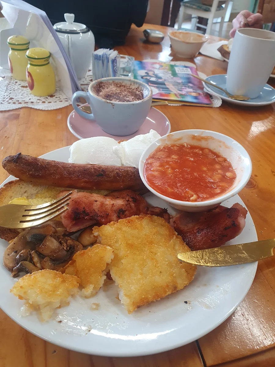 Food & drink, The Little Cup Tea Room and Bake Shop