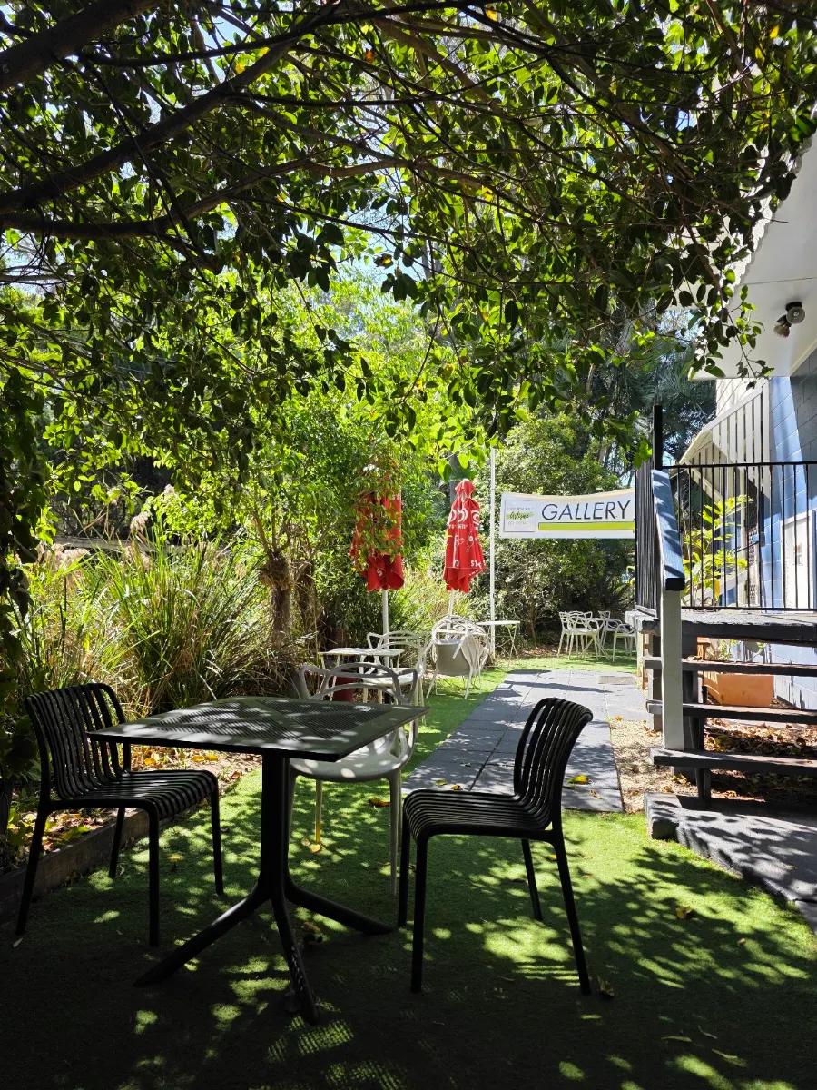 Vibe, Curlew Cafe, Coochiemudlo