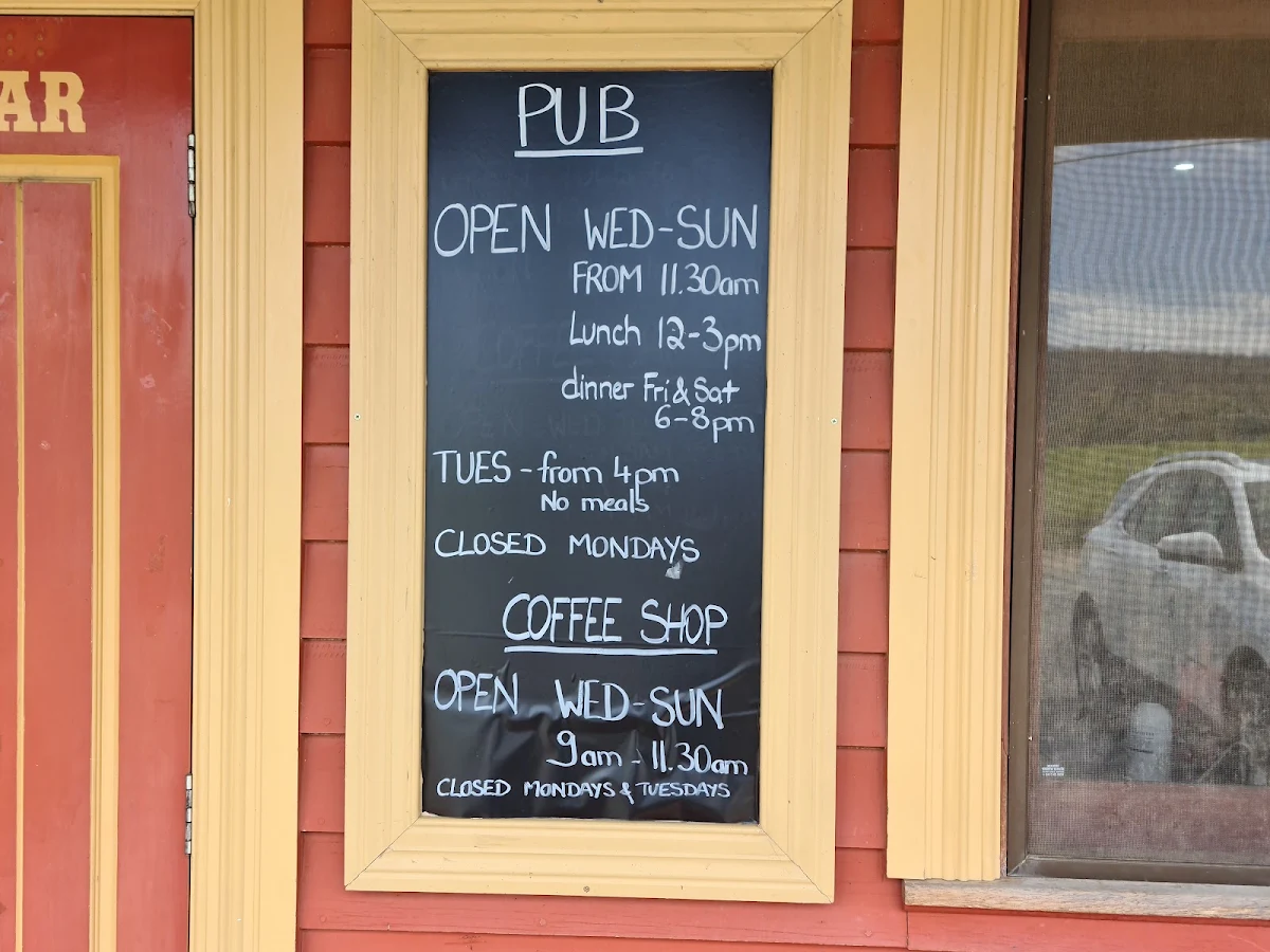 Menu, Nerriga Hotel