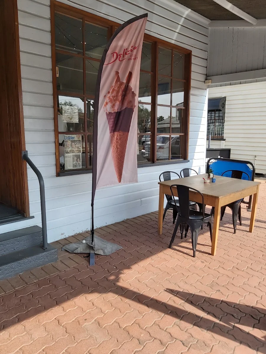 Vibe, Caffe Sorella