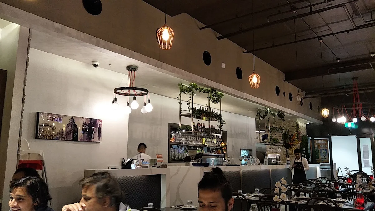 Vibe, Little Saigon Pho