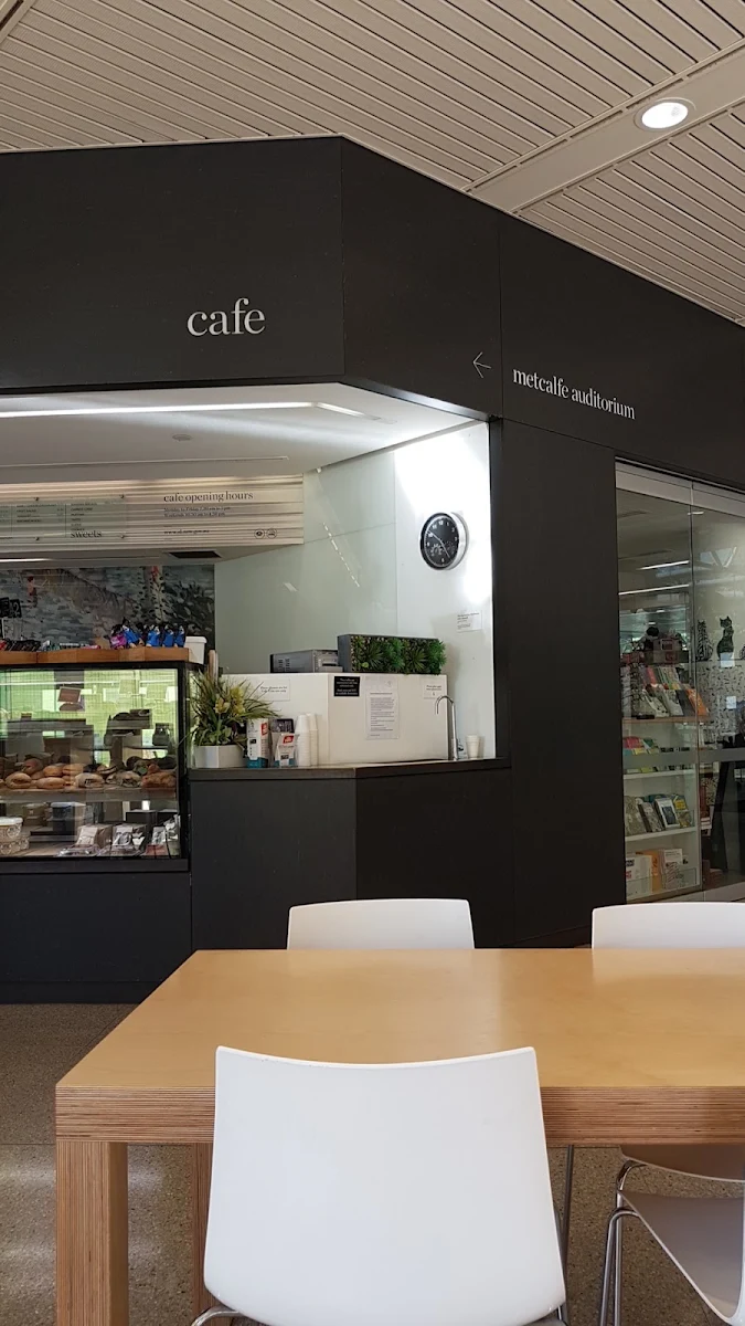 Vibe, Library Café
