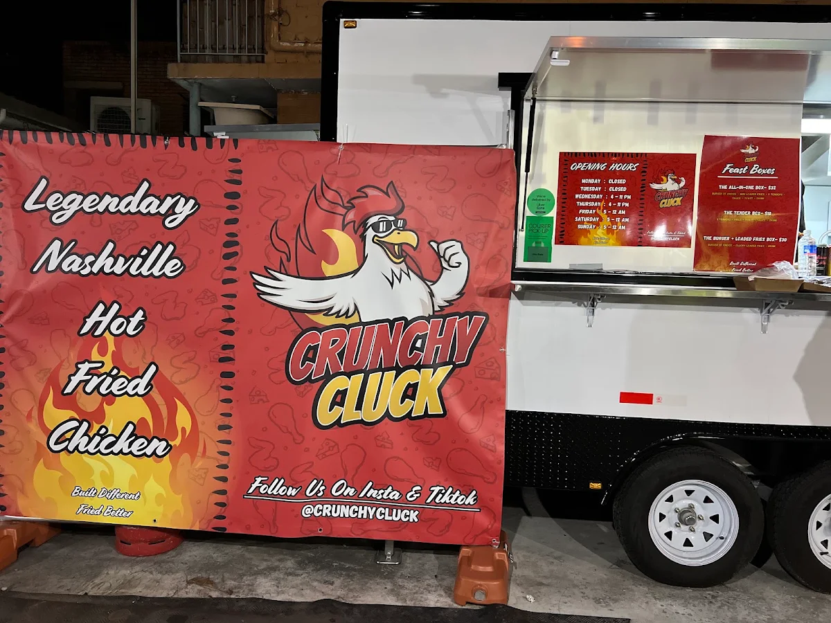 Menu, Crunchy Cluck