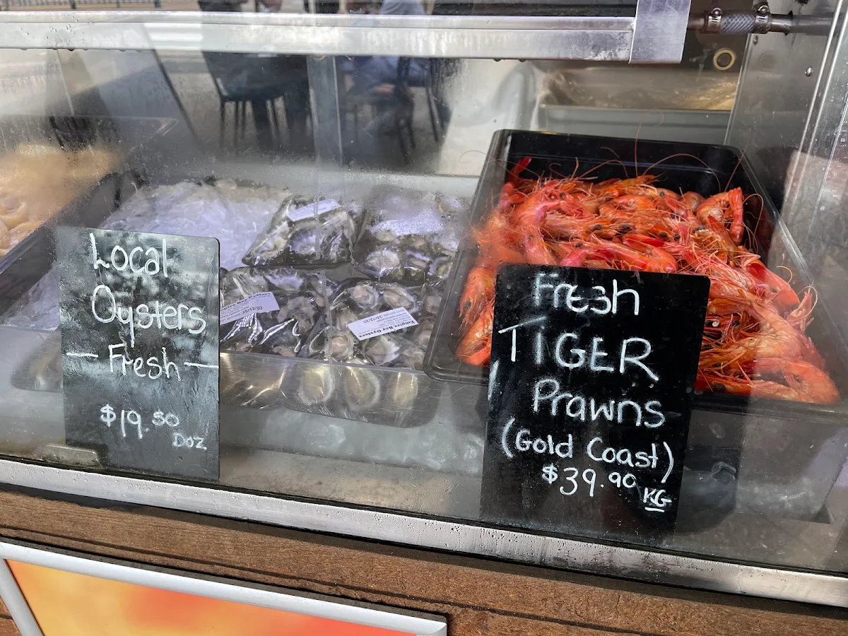 Vibe, 31 Fish Terrigal