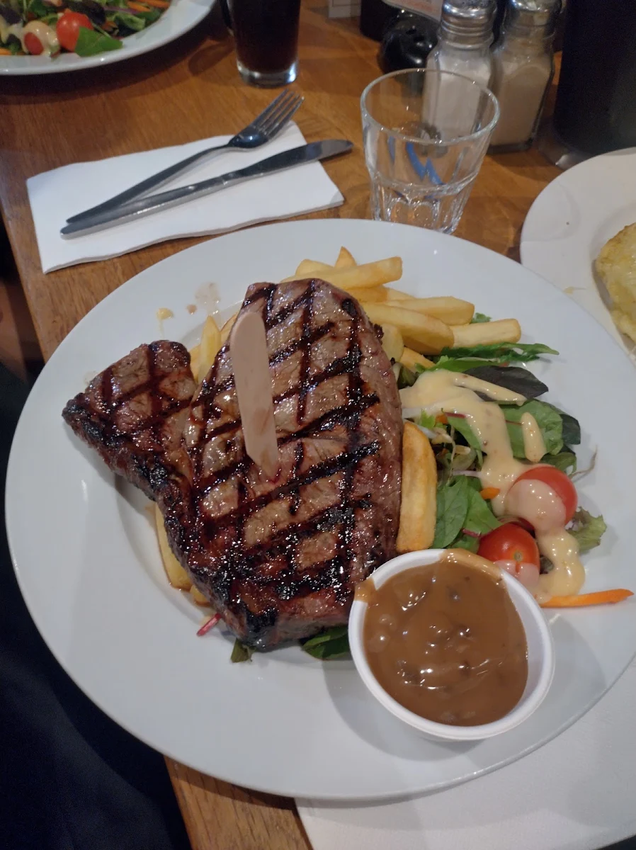 Food & drink, Park Ridge Tavern