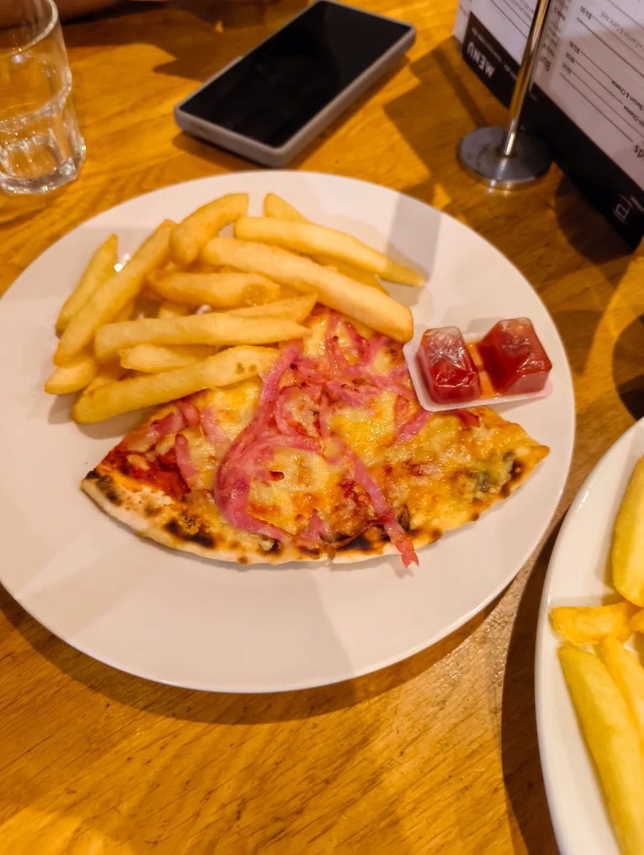 Food & drink, Park Ridge Tavern