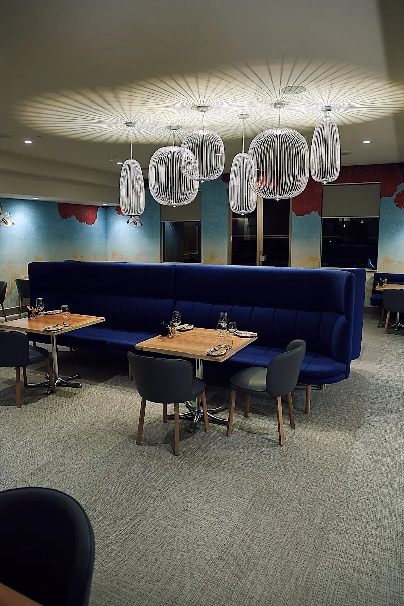 Vibe, Birdsong Restaurant