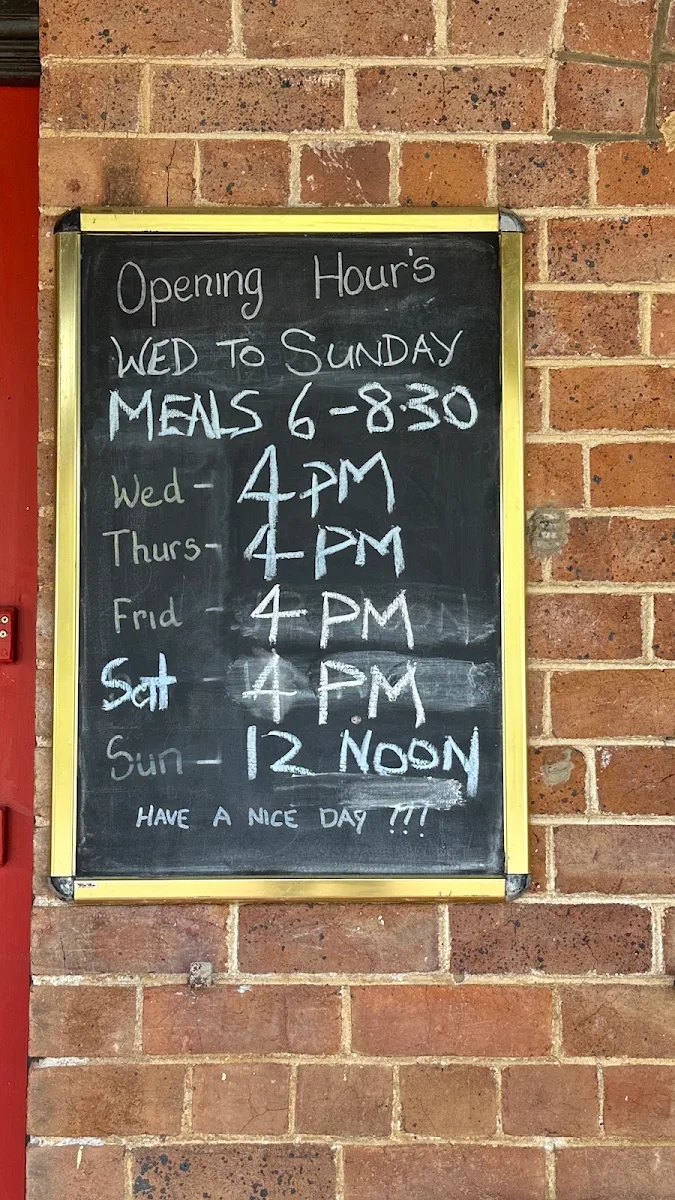 Menu, Tumblong Tavern