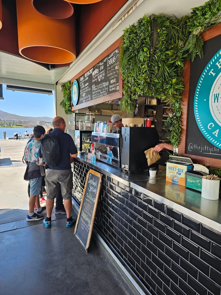 Vibe, The Jetty