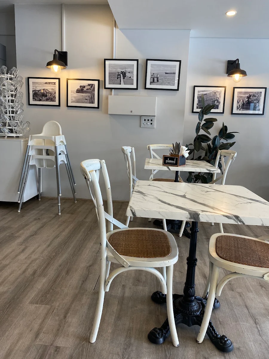 Vibe, Plated cafe | restaurant | bar