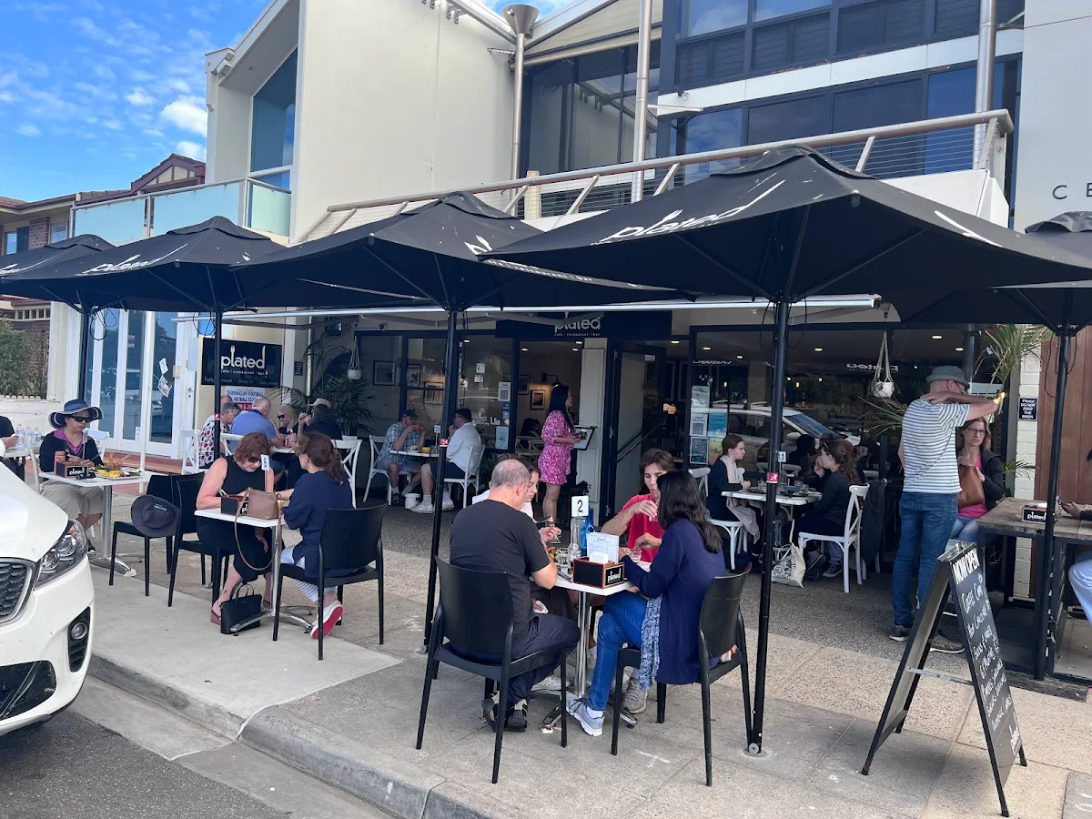 Vibe, Plated cafe | restaurant | bar