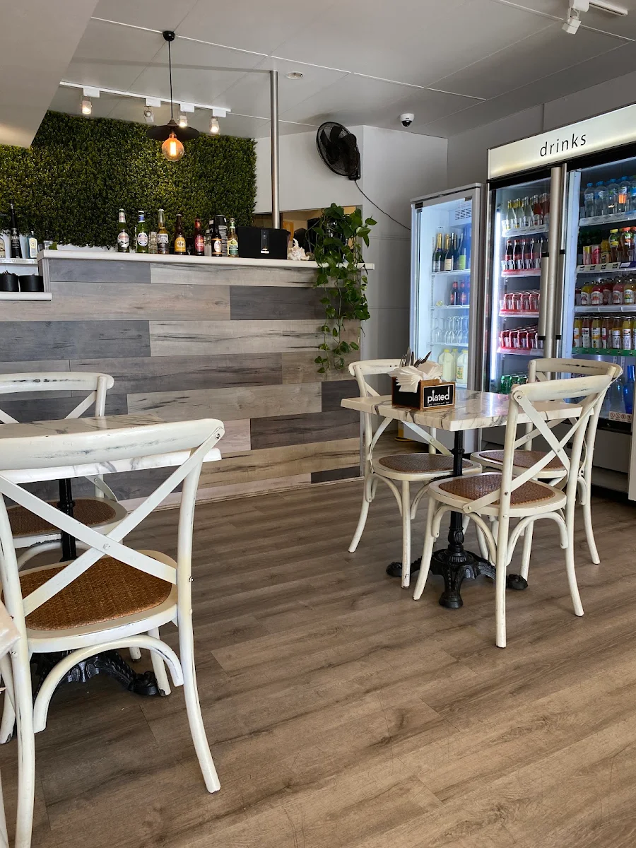 Vibe, Plated cafe | restaurant | bar