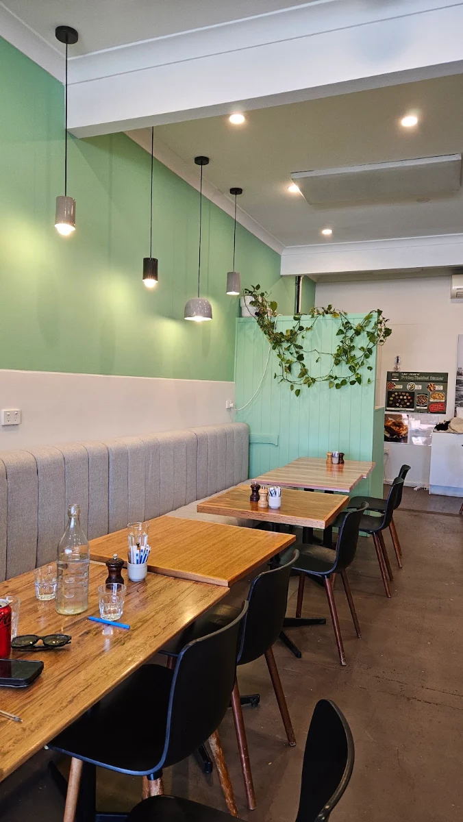 Vibe, Fress Cafe