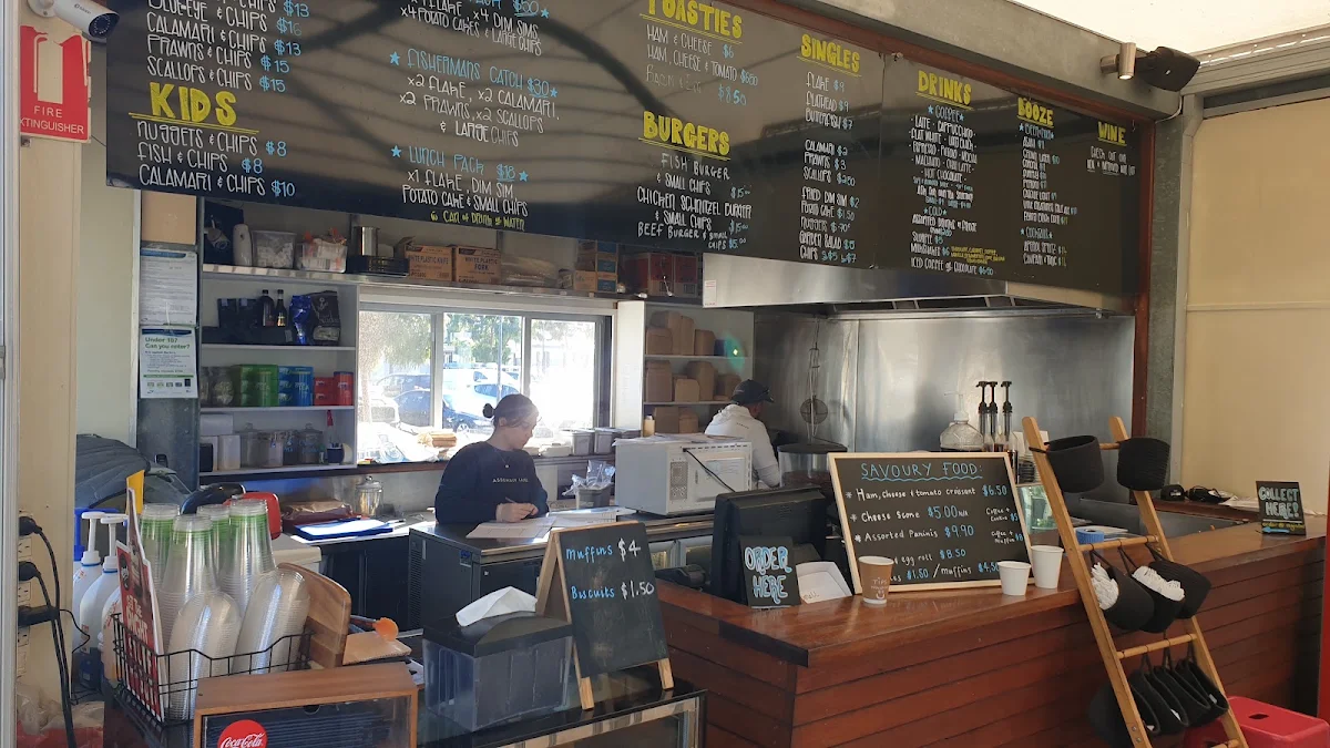 Vibe, Sole Waterfront Cafe