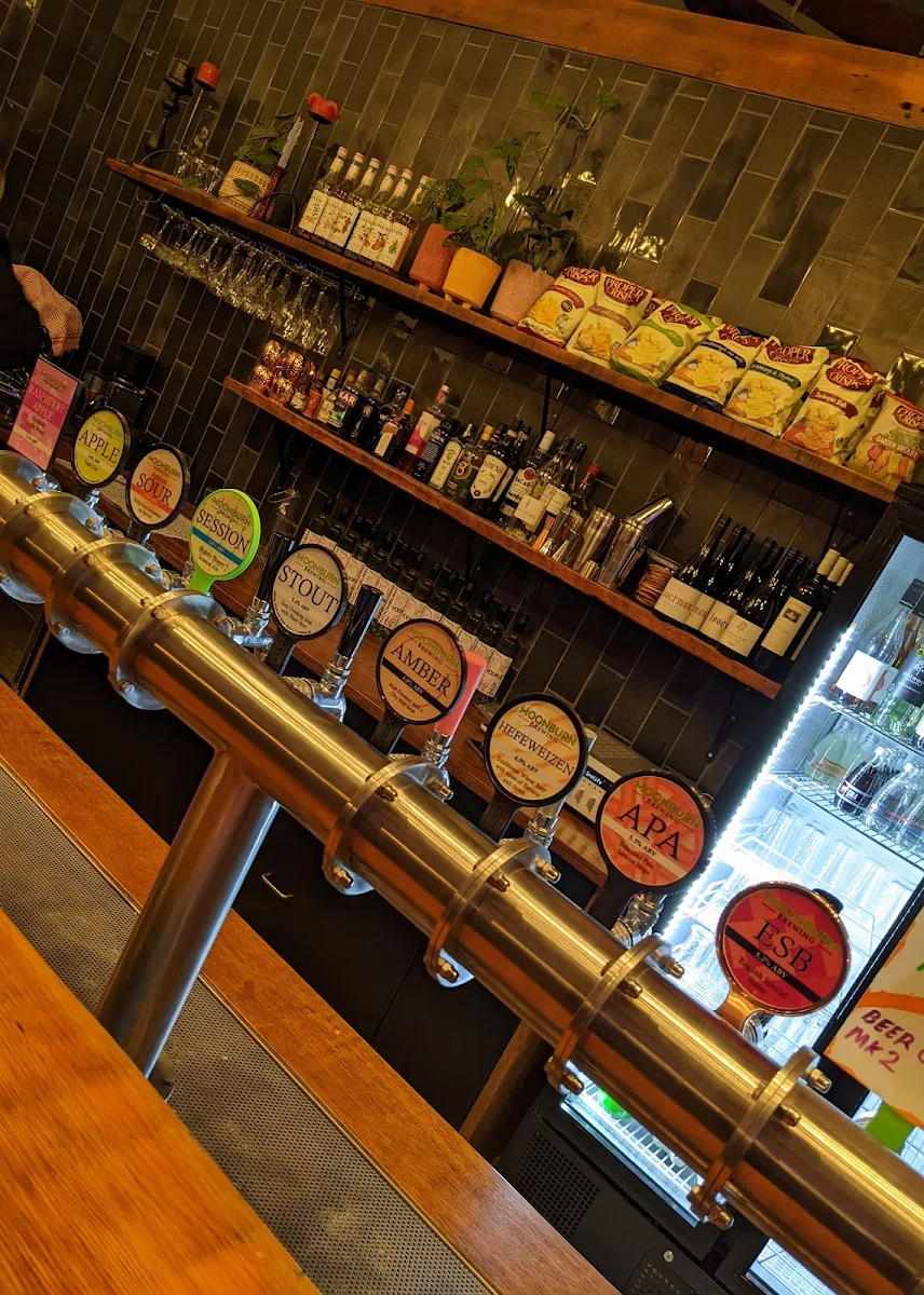 Menu, MOONBURN Brewing
