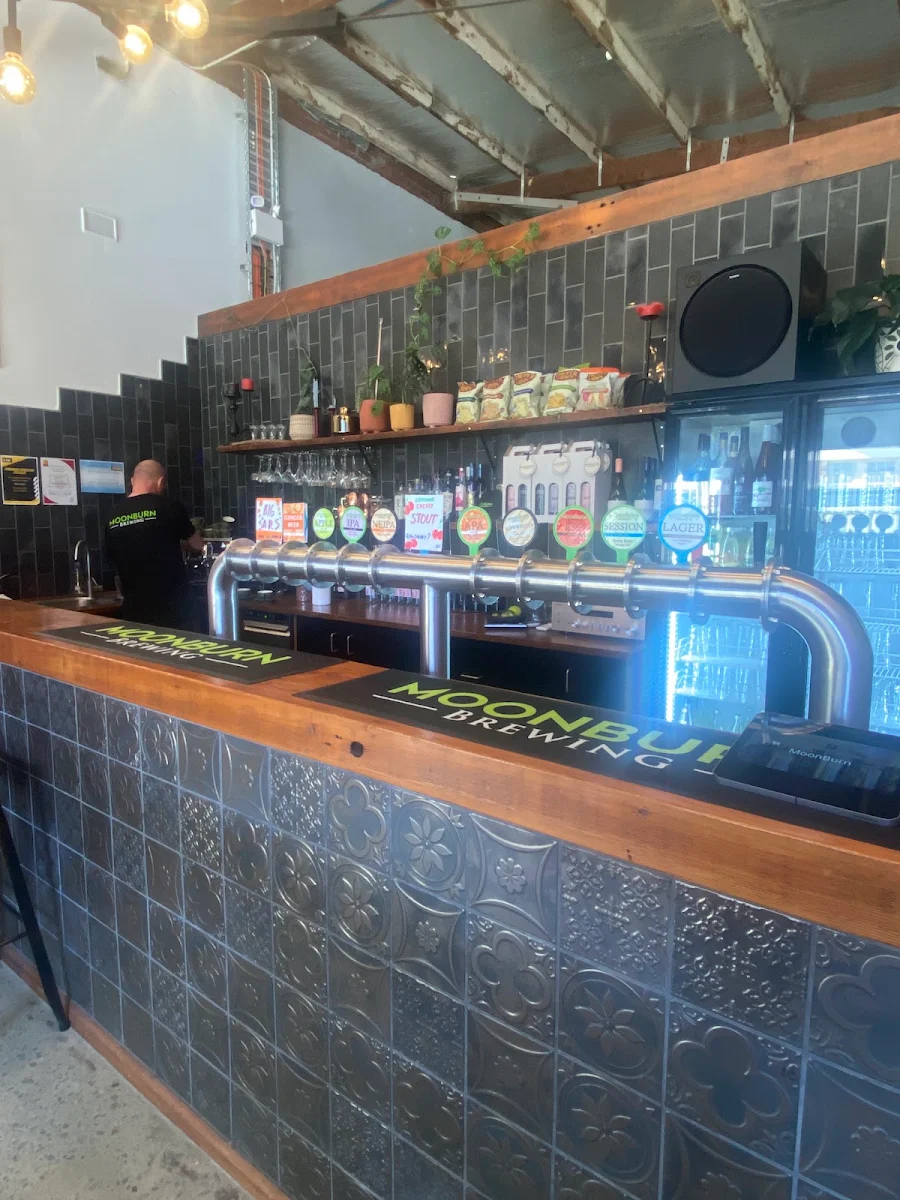 Vibe, MOONBURN Brewing