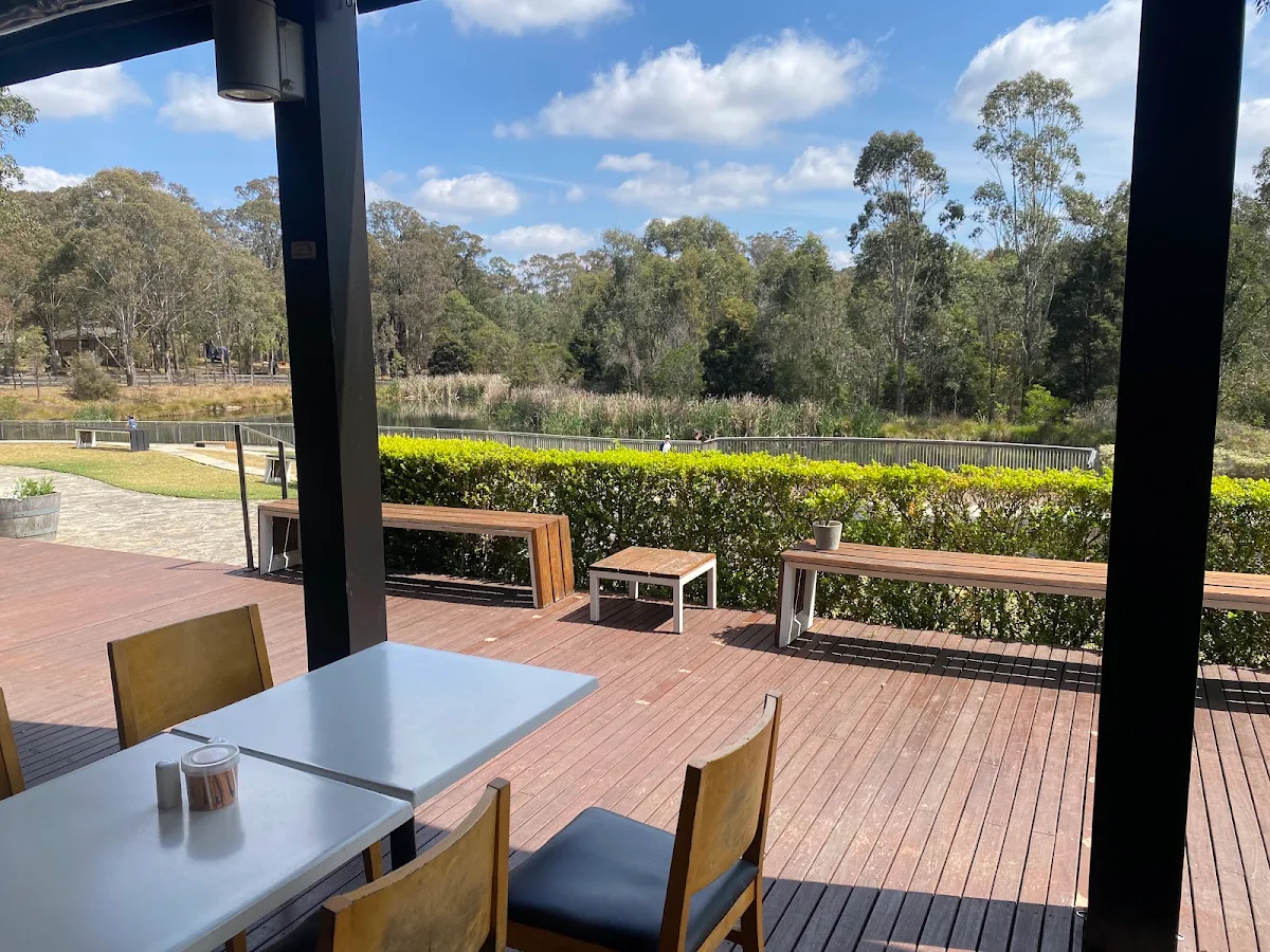 Vibe, Teas & Greens Cafe