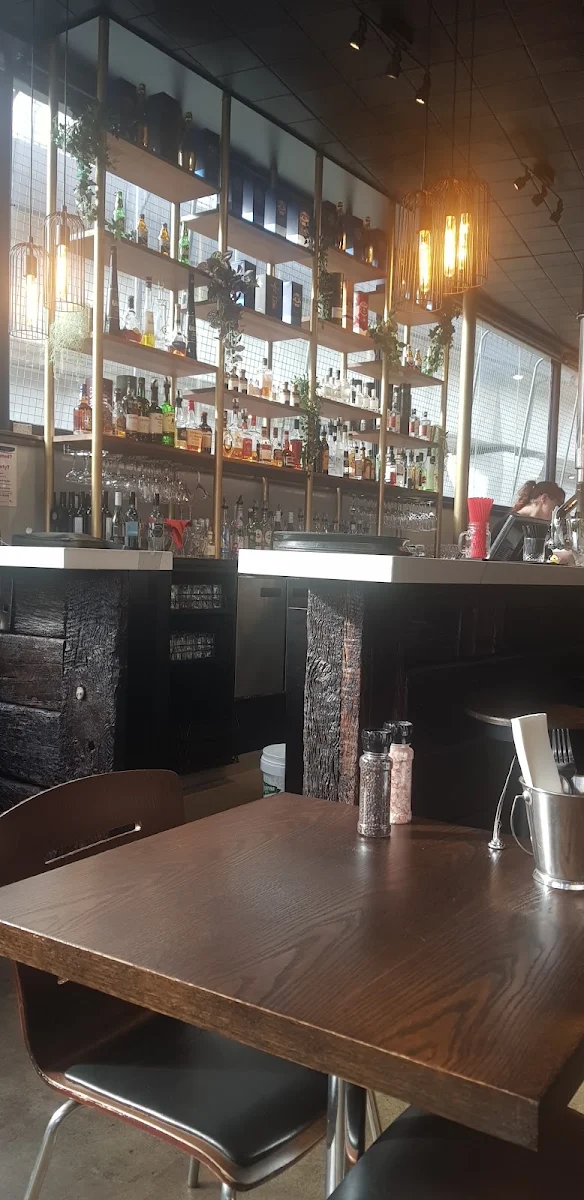 Vibe, Hellenic Depot