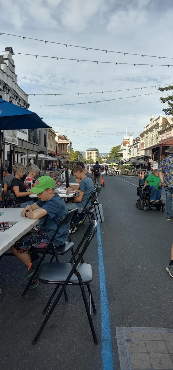 Vibe, Schnithouse Rundle St
