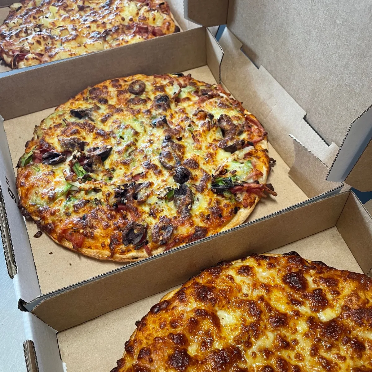 Food & drink, Bel Air Pizza