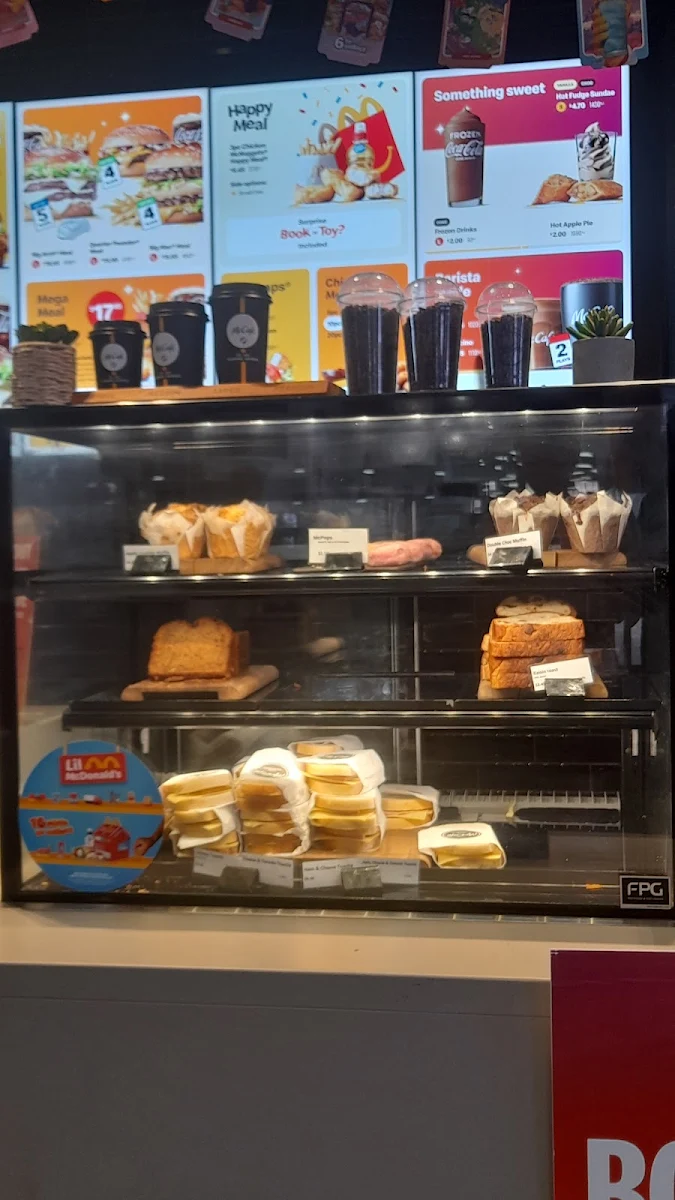 Vibe, Mcdonald's Traveston Service Centre