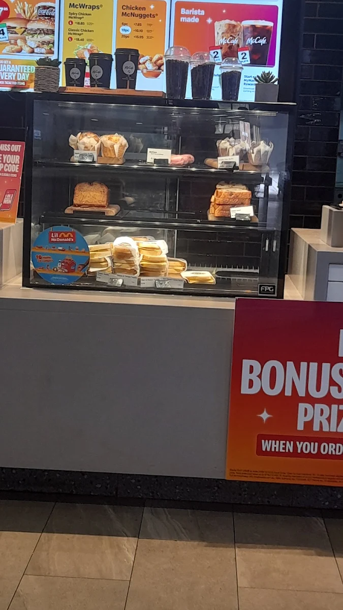 Vibe, Mcdonald's Traveston Service Centre