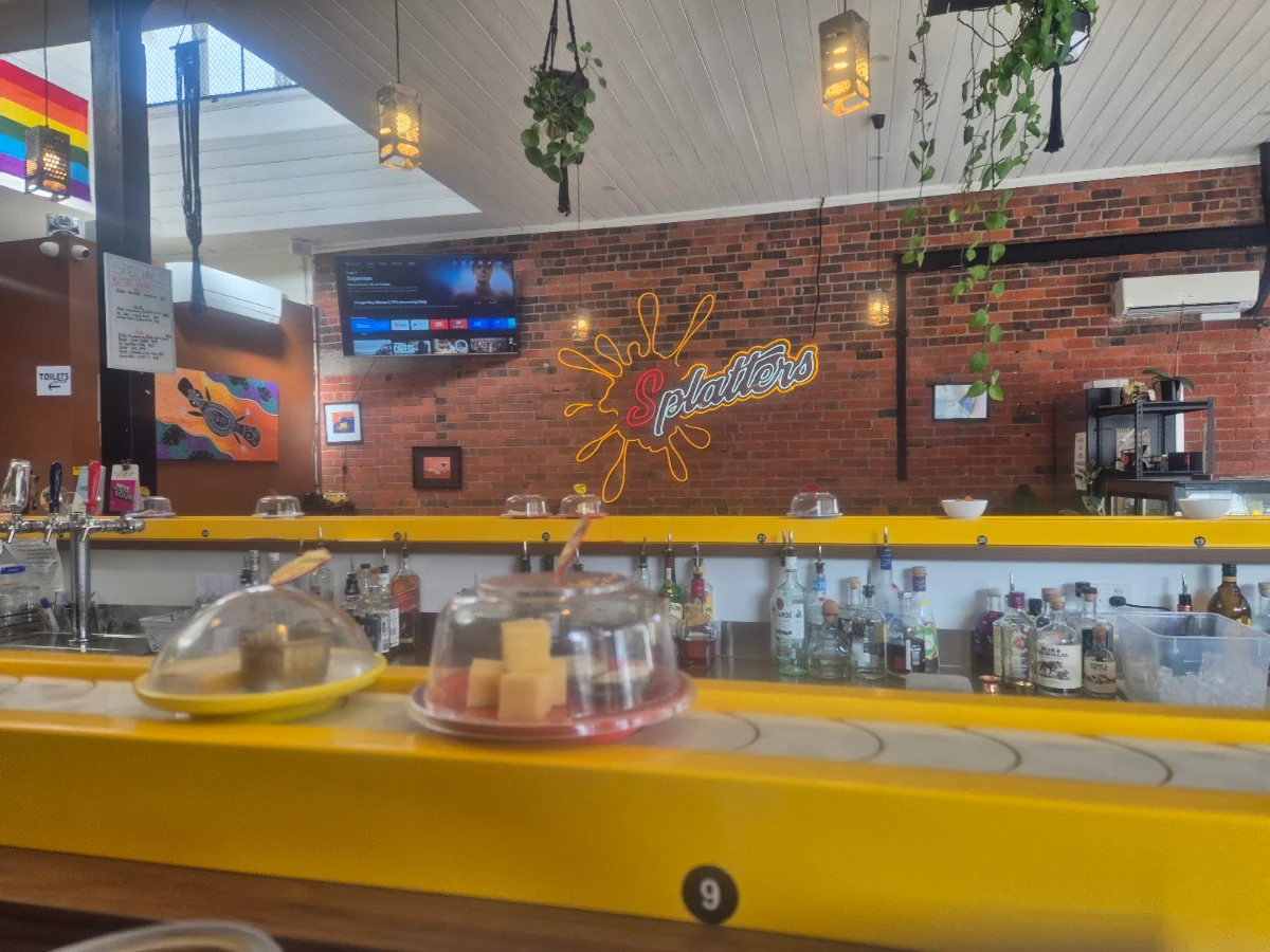 Vibe, Splatters Cheese Bar Geelong